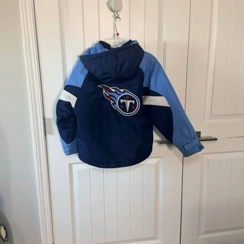 Titans Kids NFL Team Apparel Coat 20” p‑p 22”L Flaw-zipper no zip